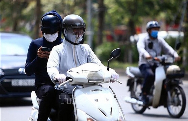 Thời tiết ngày 18/6: Bắc Bộ, Trung Bộ nắng nóng gay gắt