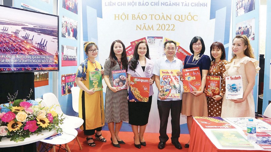 Liên chi hội báo chí ngành Tài chính tham dự hội báo toàn quốc 2022. Ảnh: ĐỨC MINH