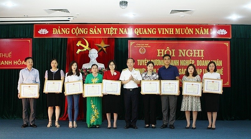 Thanh Hóa: Tuyên dương 219 doanh nghiệp và cá nhân tiêu biểu thực hiện tốt pháp luật thuế