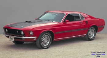 Ford Heritage Vault lưu trữ 100 năm lịch sử của Ford Motor