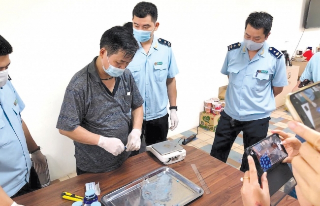 Vận chuyển trái phép các chất ma túy: “Nóng” cả 2 chiều xuất - nhập