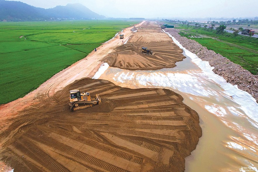 Dự án đường bộ cao tốc Bắc - Nam qua đoạn Nghi Sơn - Diễn Châu và đoạn Diễn Châu - Bãi Vọt.
