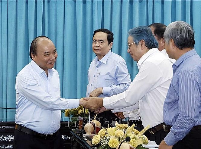 Chủ tịch nước Nguyễn Xuân Phúc làm việc với Ban Thường vụ Tỉnh uỷ Bến Tre