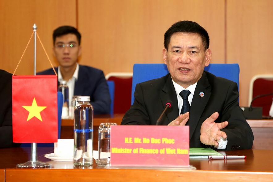 Bộ trưởng Hồ Đức Phớc tiếp Đại sứ Thụy Sỹ tại Việt Nam