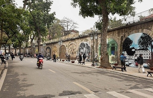 ha noi thi diem luu thong 2 chieu tren pho phung hung va quang trung