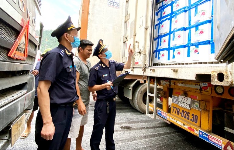 Gần 65 nghìn tấn vải tươi xuất khẩu qua cửa khẩu Tân Thanh
