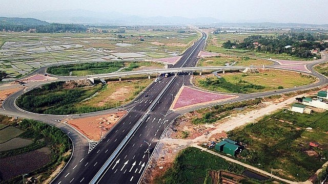 Construction of Ninh Binh-Hai Phong expressway may start next year