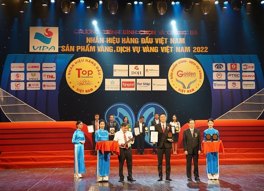 Dai-ichi Life Việt Nam nhận giải thưởng “Top 10 Dịch vụ Vàng Việt Nam 2022”