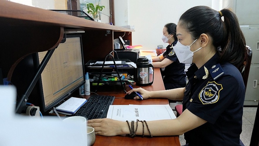 Cục Hải quan Hà Nội: Thu ngân sách tăng nhờ doanh nghiệp phục hồi sau dịch Covid-19
