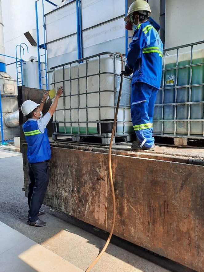 Hoạt động vận chuyển rác thải phải đấu thầu hàng năm gây khó doanh nghiệp