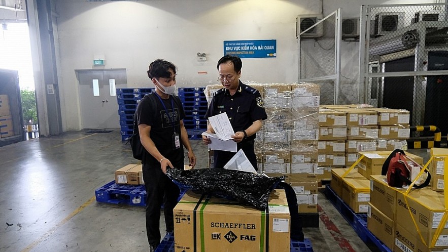 Cục Hải quan Hà Nội tăng thu hơn 61,7 tỷ đồng từ chống buôn lậu và hậu kiểm