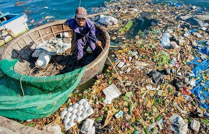Cắt giảm dần các sản phẩm nhựa dùng một lần để giảm ô nhiễm