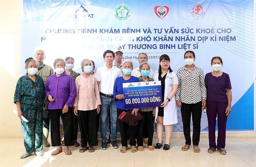 Hòa Phát tài trợ Bệnh viện Bạch Mai khám và tư vấn sức khỏe miễn phí cho người nghèo