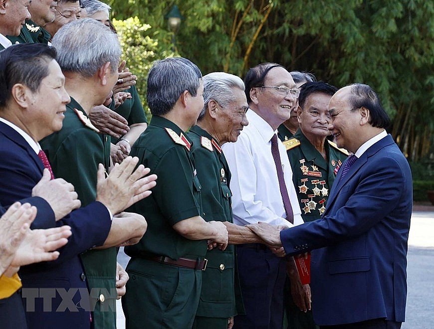 Chủ tịch nước Nguyễn Xuân Phúc gặp mặt đoàn đại biểu Mẹ Việt Nam Anh hùng, thân nhân liệt sỹ