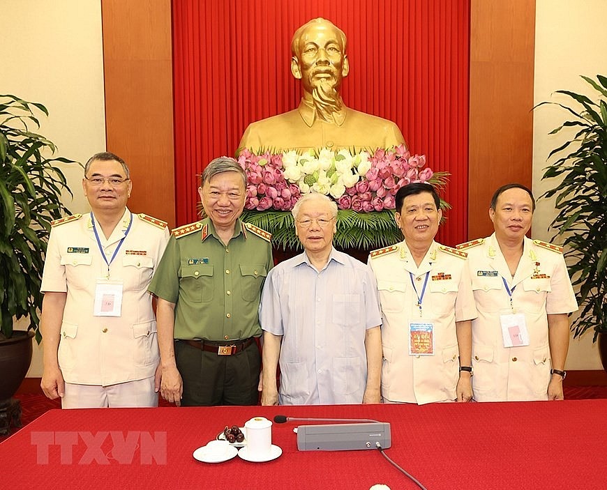 Hình ảnh Tổng Bí thư Nguyễn Phú Trọng gặp mặt người có công tiêu biểu toàn quốc