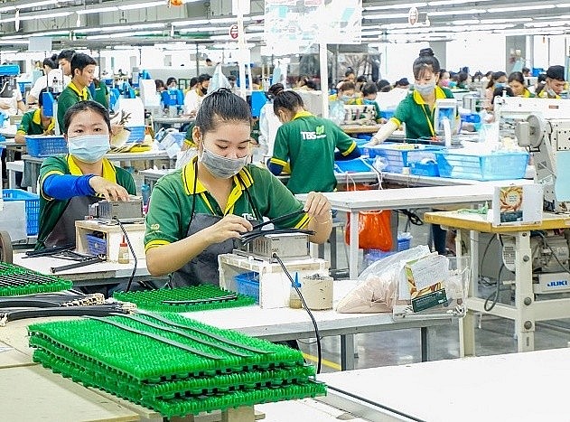 Sản xuất công nghiệp tháng 7 tăng trưởng hai con số
