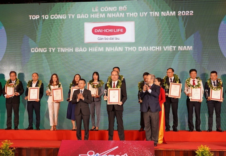 Dai-ichi Life Việt Nam đứng thứ 2 trong Top công ty bảo hiểm nhân thọ uy tín năm 2022