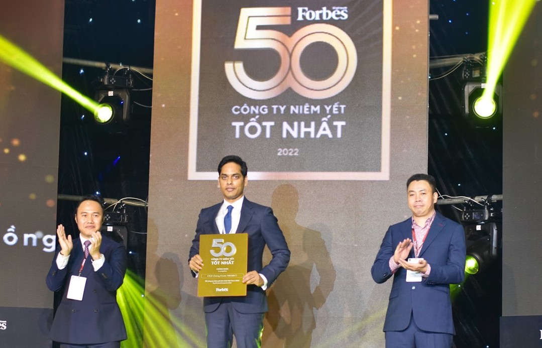 VNDIRECT được vinh danh Top 50 công ty niêm yết tốt nhất Việt Nam 2022