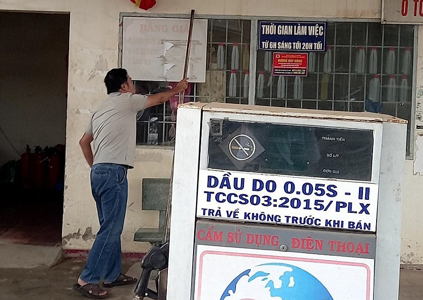 Lâm Đồng: Xử phạt cửa hàng xăng dầu tự ý đóng cửa, không bán hàng