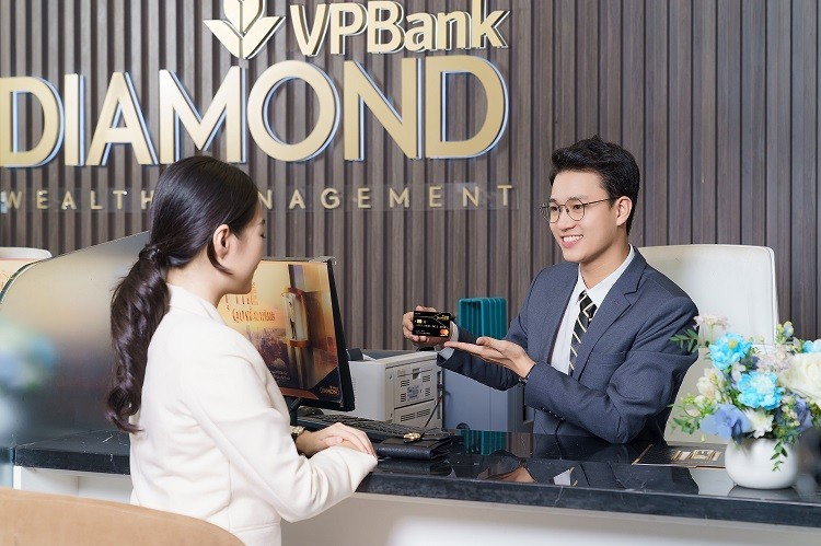 VPBank dành 5 giải thưởng lớn về doanh số giao dịch thẻ quốc tế do Mastercard vinh danh