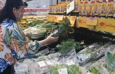 TP.Hồ Chí Minh: Người dân mong mỏi hàng hóa giảm theo giá xăng