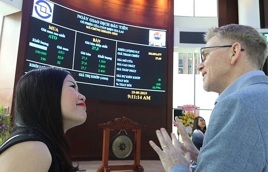 Cùng với vĩ mô và định giá, chứng khoán Việt còn nguyên vẹn yếu tố hấp dẫn vốn ngoại