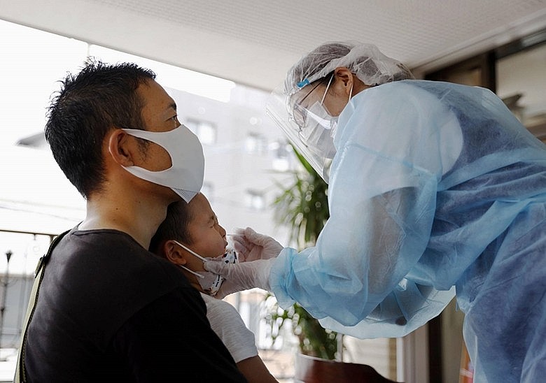 Nhật Bản ghi nhận số ca nhiễm COVID-19 cao nhất thế giới trong 24 giờ qua