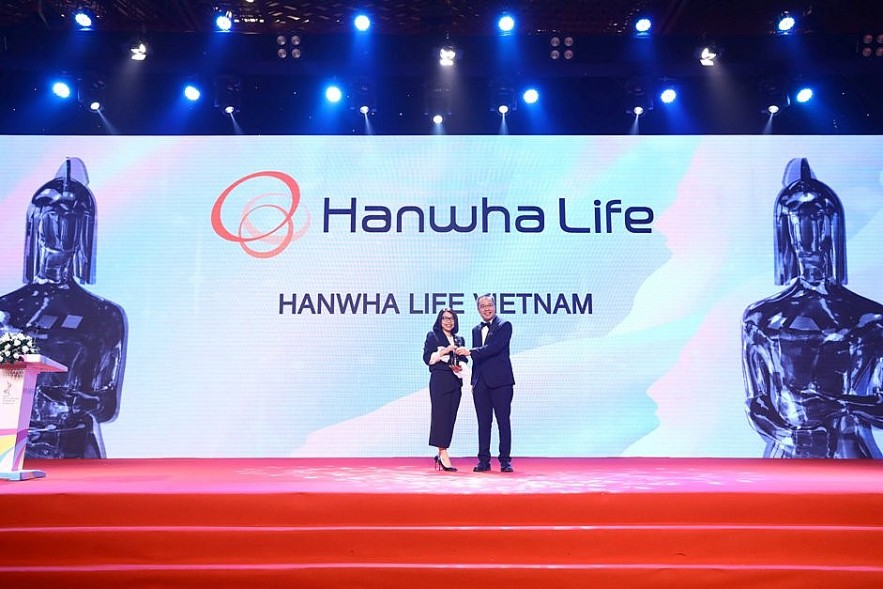 Hanwha Life Việt Nam -  “Nơi làm việc tốt nhất châu Á 2022”