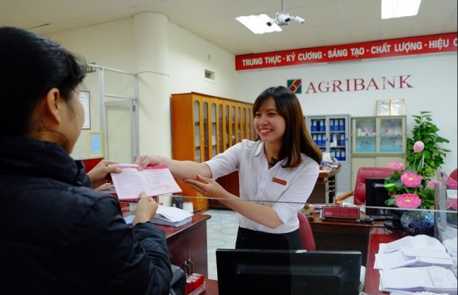 Ngân hàng Nhà nước yêu cầu tổ chức tín dụng phối hợp cung cấp thông tin với cơ quan thuế