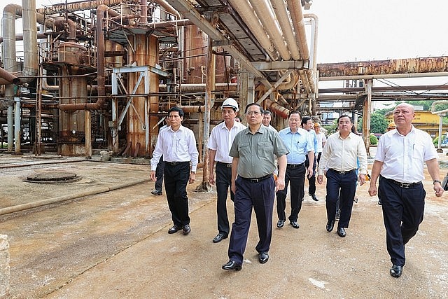 Hình ảnh Thủ tướng kiểm tra dự án đạm Hà Bắc – 1 trong 12 dự án yếu kém ngành công thương Hình ảnh Thủ tướng kiểm tra dự án đạm Hà Bắc – 1 trong 12 dự án yếu kém ngành công thương
