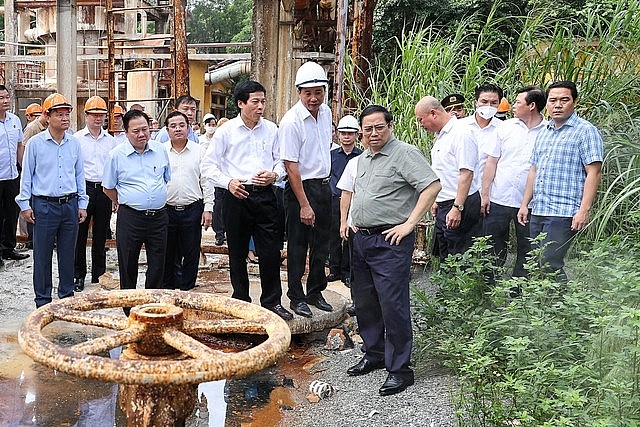 Hình ảnh Thủ tướng kiểm tra dự án đạm Hà Bắc – 1 trong 12 dự án yếu kém ngành công thương Hình ảnh Thủ tướng kiểm tra dự án đạm Hà Bắc – 1 trong 12 dự án yếu kém ngành công thương