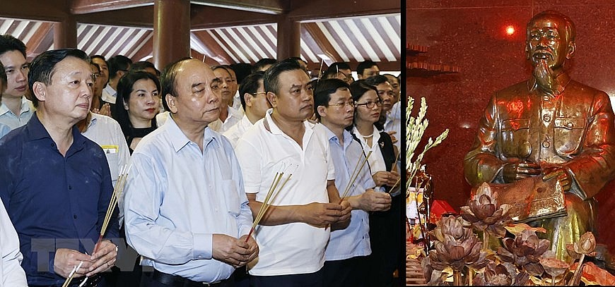 Chủ tịch nước Nguyễn Xuân Phúc dâng hương tưởng niệm Bác Hồ trên núi Ba Vì