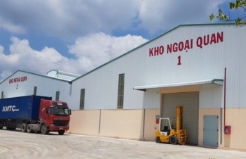 Gia hạn lưu giữ hàng hóa trong kho của doanh nghiệp bán hàng miễn thuế đến hết năm 2023