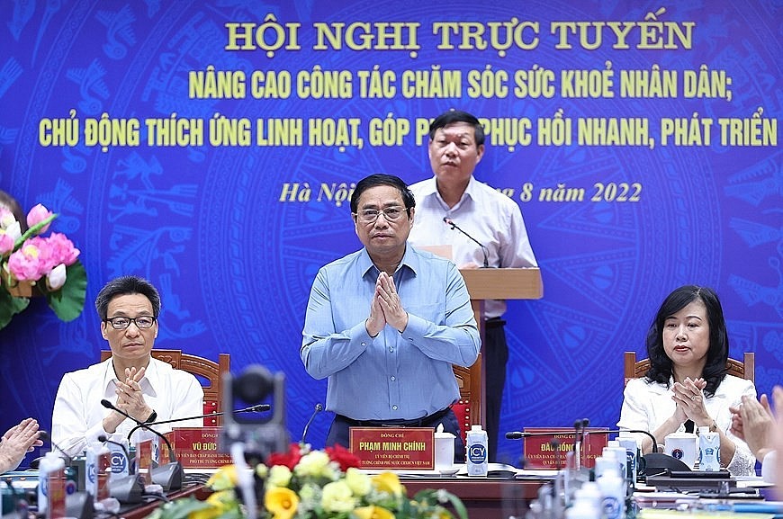 Thủ tướng chủ trì hội nghị nâng cao chăm sóc sức khỏe nhân dân