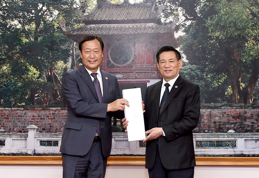 Bộ trưởng Hồ Đức Phớc tiếp Phó Chủ tịch JICA Yamada Junichi
