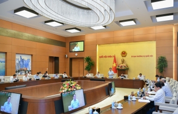 Trình Ủy ban Thường vụ Quốc hội phân bổ 176.000 tỷ đồng vốn trong gói hỗ trợ phục hồi kinh tế