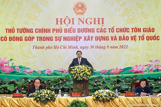 Thủ tướng: Các tôn giáo luôn đồng hành cùng dân tộc, cùng đất nước trong khó khăn và thuận lợi, góp phần tạo nên bản lĩnh, bản sắc và sức mạnh Việt Nam