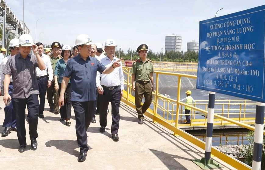 Hình ảnh Chủ tịch Quốc hội Vương Đình Huệ thăm, làm việc tại Hà Tĩnh