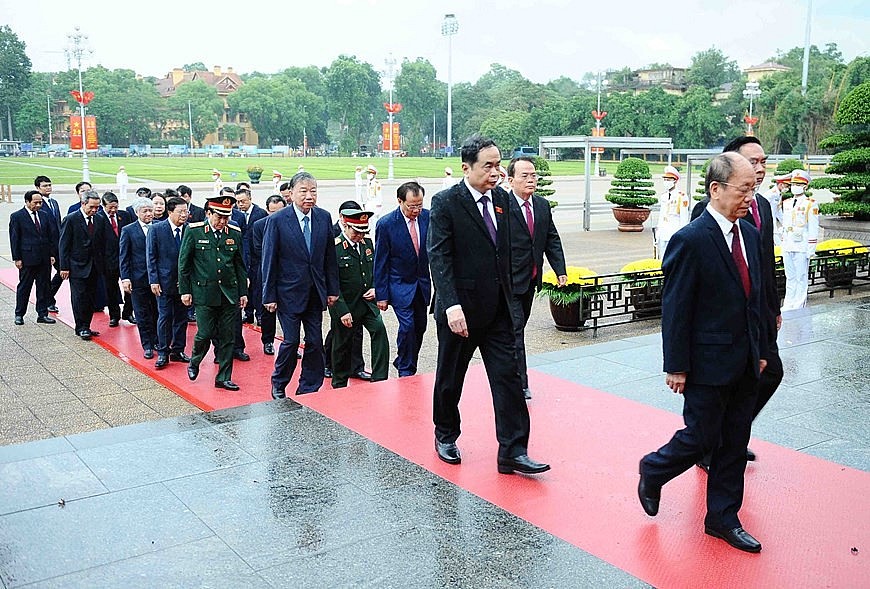 Lãnh đạo Đảng, Nhà nước vào Lăng viếng Chủ tịch Hồ Chí Minh