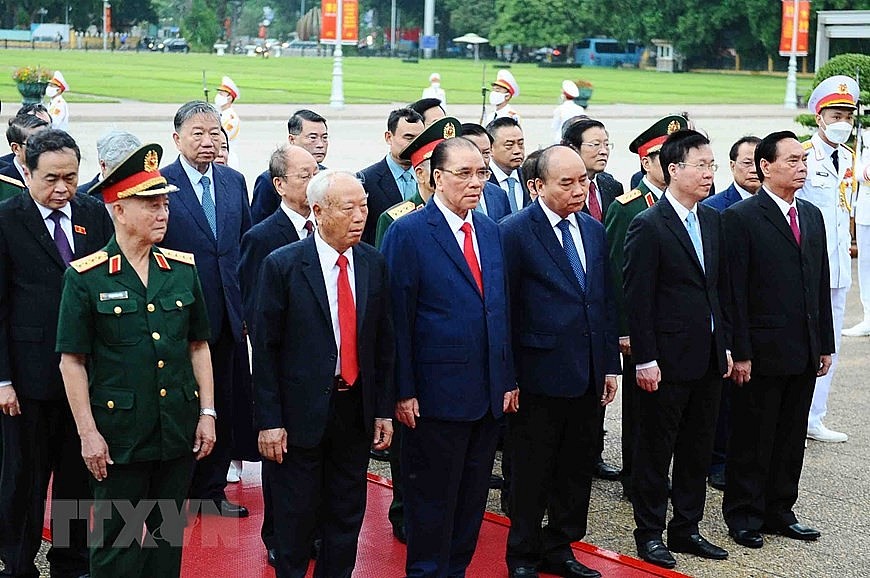 Lãnh đạo Đảng, Nhà nước vào Lăng viếng Chủ tịch Hồ Chí Minh