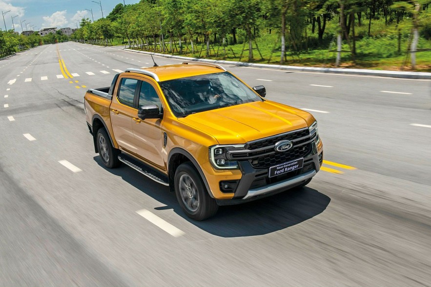 Ford Ranger Thế Hệ Mới chính thức ra mắt: Tiếp nối hành trình hơn 20 năm sống chất cùng khách hàng Việt