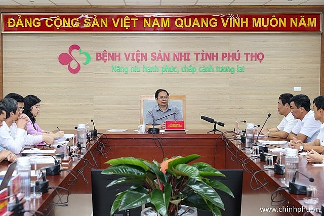 Thủ tướng khảo sát thực tế, chỉ đạo tháo gỡ khó khăn cho Bệnh viện Sản Nhi Phú Thọ