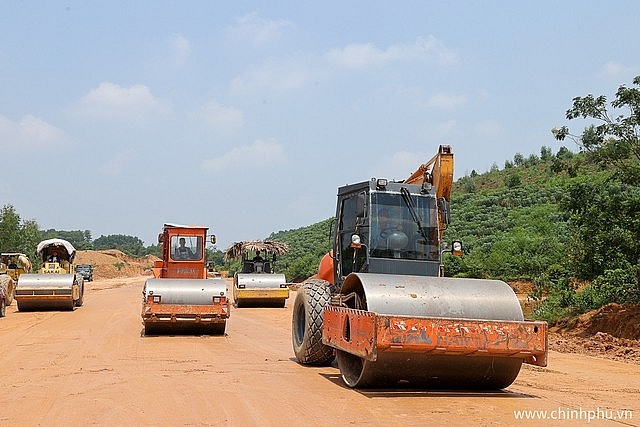 Thủ tướng kiểm tra, đôn đốc dự án cao tốc chiến lược của Tuyên Quang – Phú Thọ