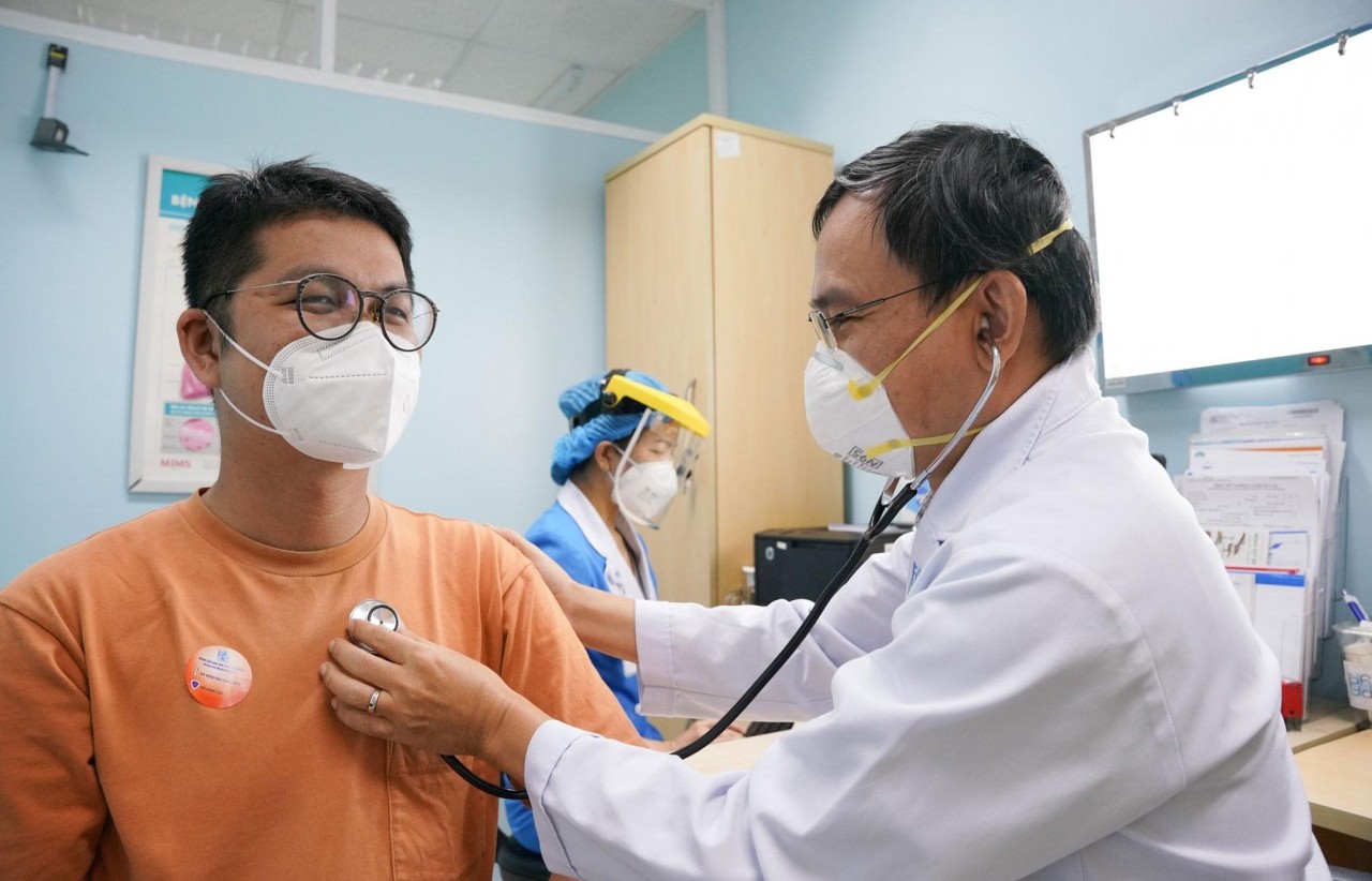 Hướng dẫn mới sử dụng khẩu trang phòng, chống dịch Covid-19 nơi công cộng