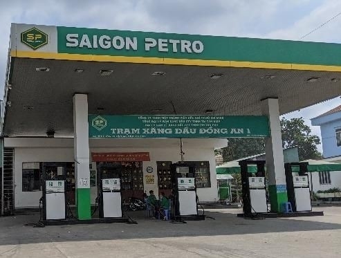 Tạm dừng áp dụng việc rút giấy phép kinh doanh của 5 doanh nghiệp xăng dầu