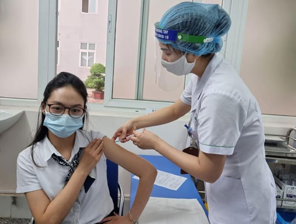 Hà Nội dự kiến hỗ trợ nhân viên y tế 257.859 triệu đồng