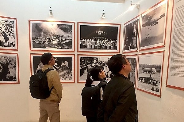 Nhiều hoạt động kỷ niệm 50 năm Chiến thắng “Hà Nội - Điện Biên Phủ trên không”