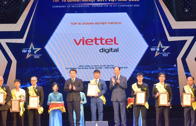 Viettel đứng đầu TOP 10 doanh nghiệp công nghệ thông tin Việt Nam