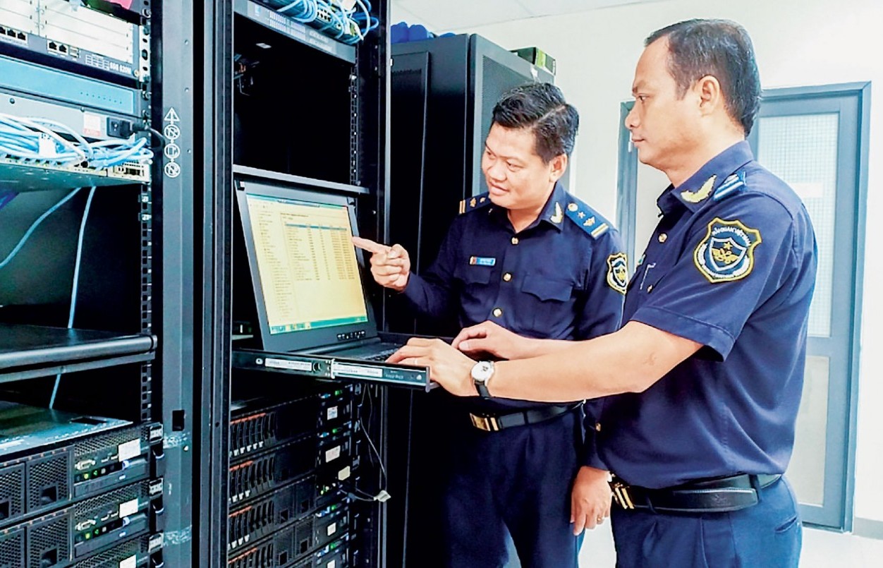 Bài cuối: Đưa cải cách, hiện đại hóa hải quan lên nấc thang mới