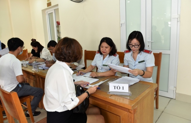 ha noi cong bo quyet dinh thanh tra 105 don vi no bao hiem xa hoi